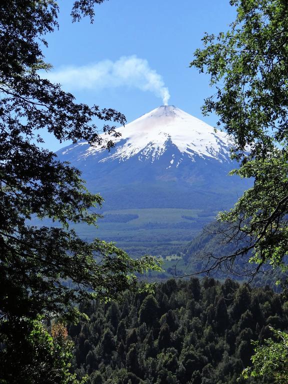 Hotel Huincaterra à Villarrica Extérieur photo